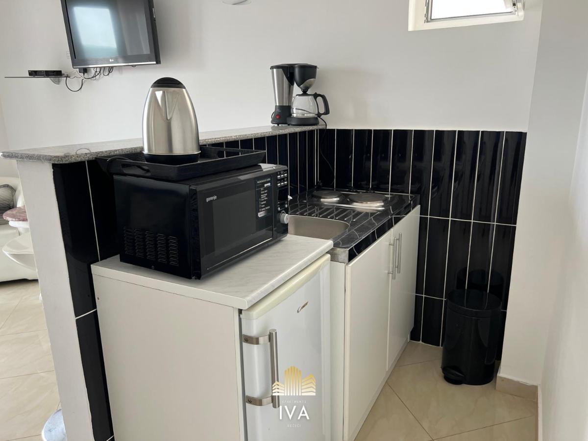 Apartmani Iva Becici Esterno foto
